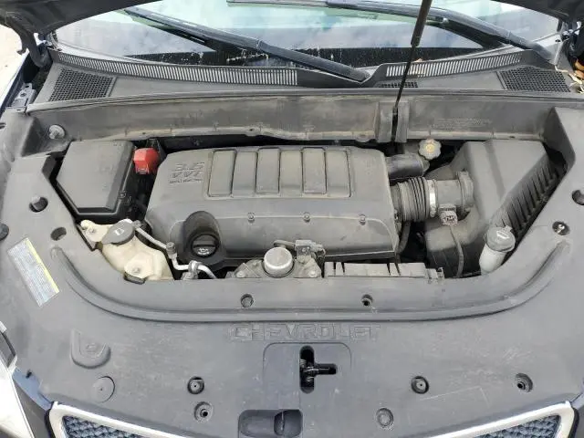 2010 CHEVROLET TRAVERSE LS  