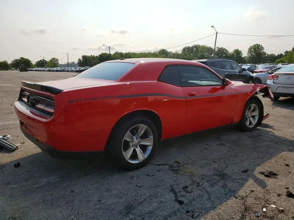 2015 DODGE CHALLENGER SXT  
