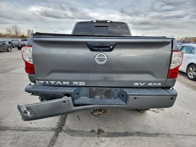 2017 NISSAN TITAN XD SL  