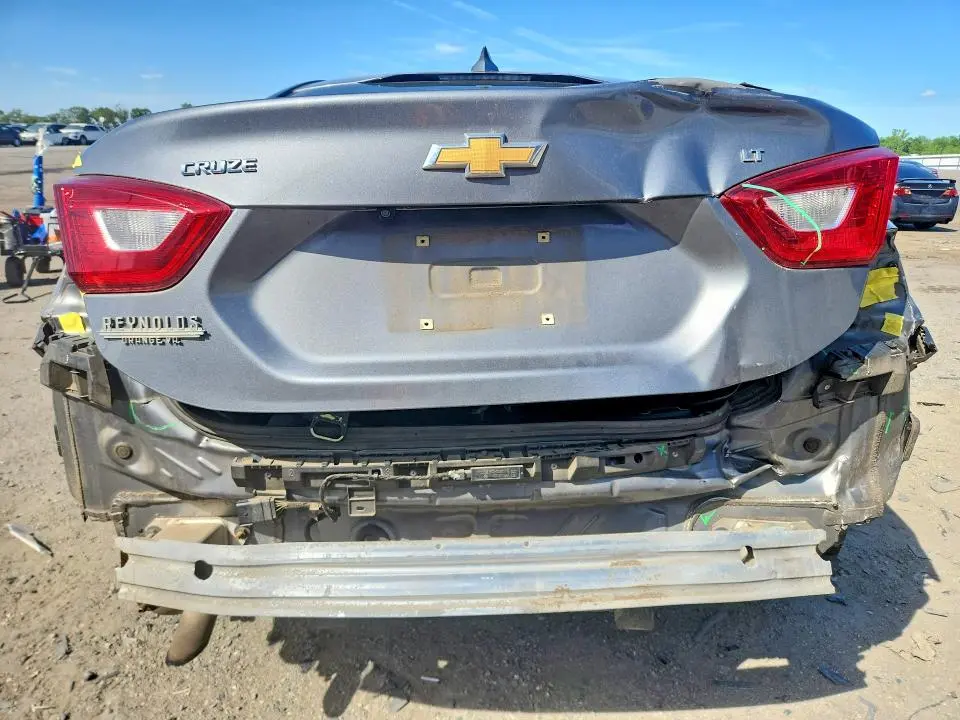 2019 CHEVROLET CRUZE LT  