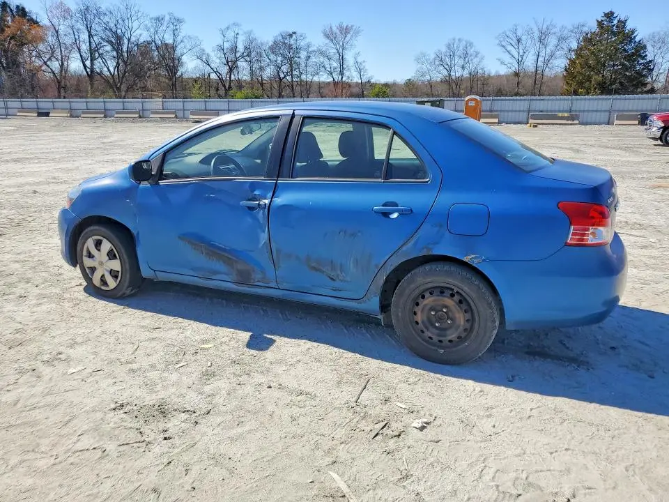 2010 TOYOTA YARIS BASE  