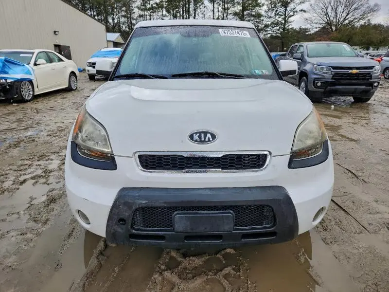 2010 KIA SOUL +  