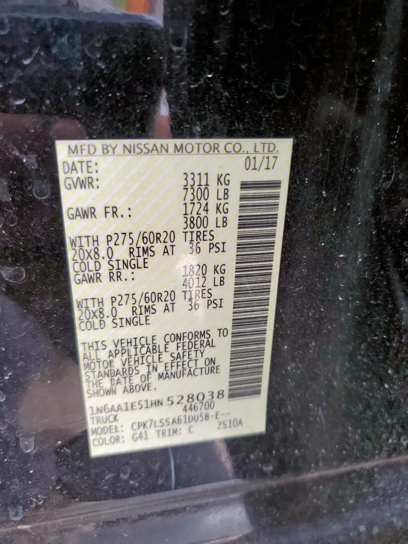 2017 NISSAN TITAN SV  