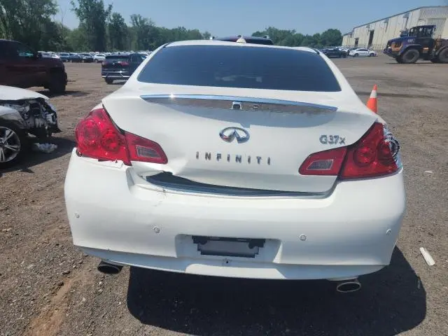 2013 INFINITI G37   