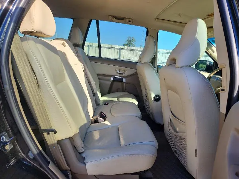 2010 VOLVO XC90 3.2  