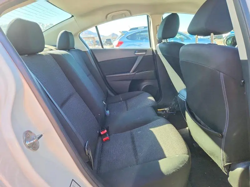 2013 MAZDA 3 I  
