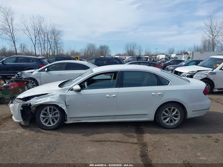 2016 VOLKSWAGEN PASSAT 1.8T S