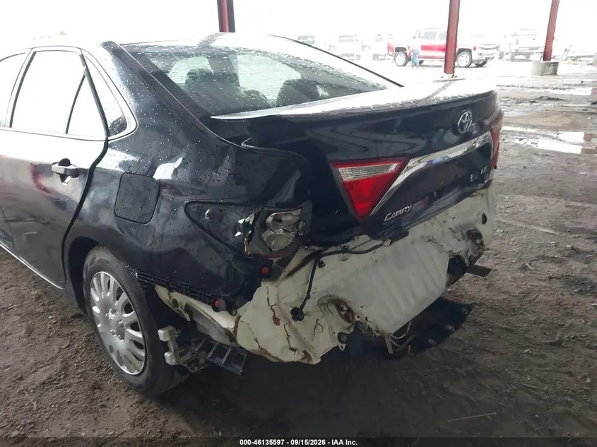 2015 TOYOTA CAMRY HYBRID LE