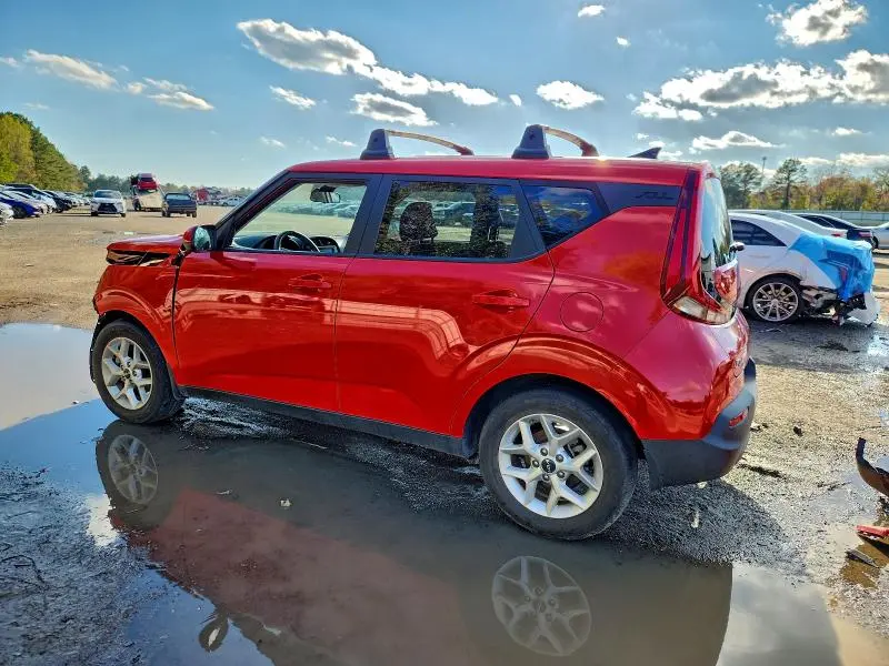 2022 KIA SOUL LX  