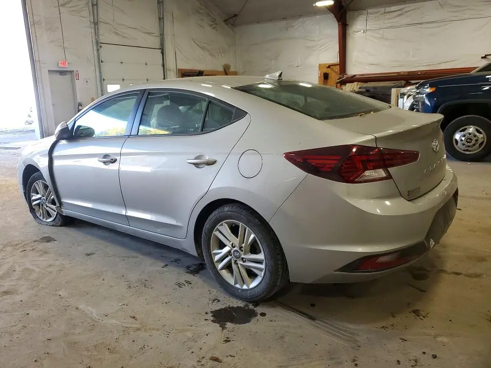 2020 HYUNDAI ELANTRA SEL  