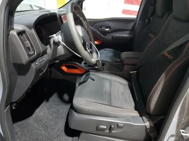 2025 NISSAN FRONTIER S  