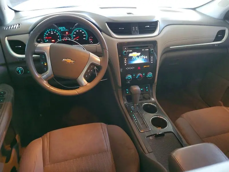 2015 CHEVROLET TRAVERSE LT  