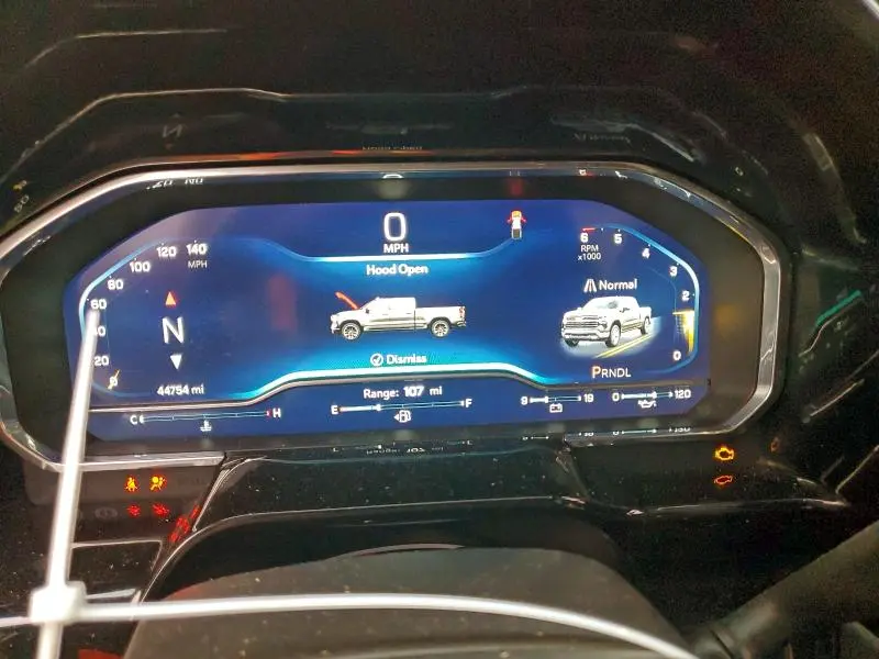 2023 CHEVROLET SILVERADO C1500 LT  