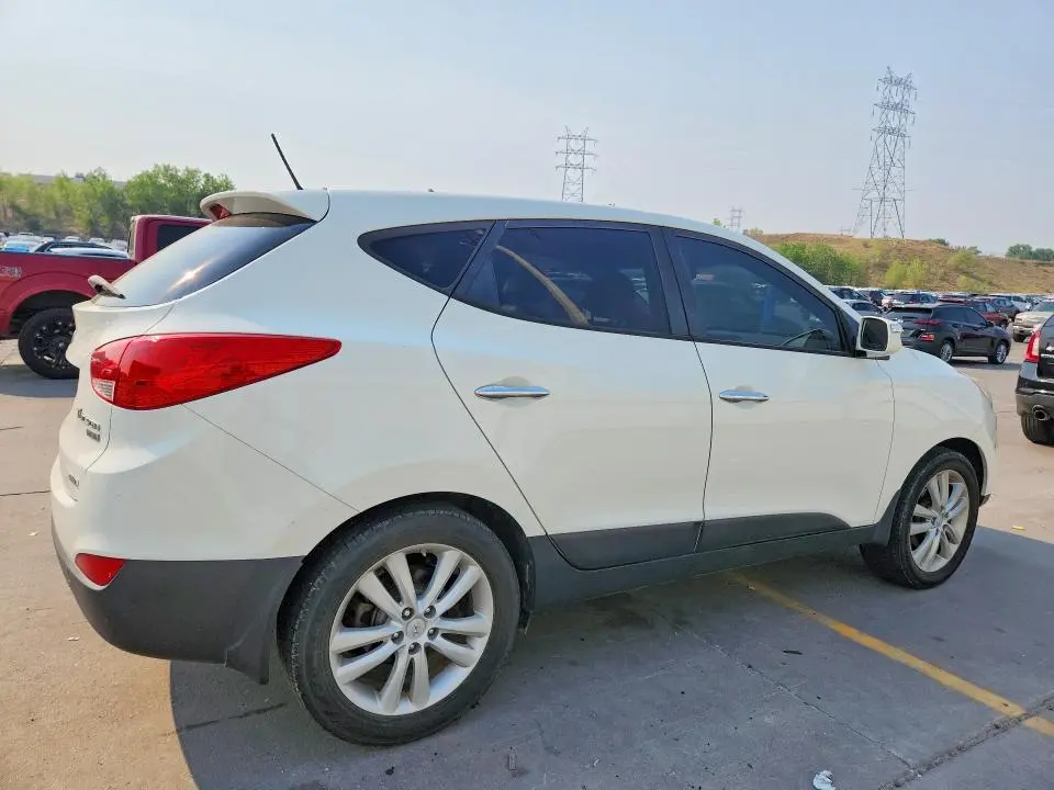 2011 HYUNDAI TUCSON LIMITED  
