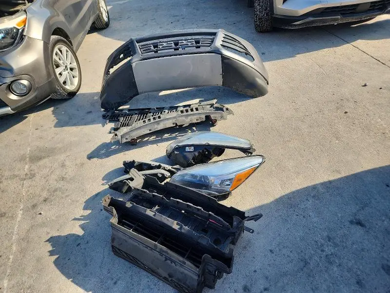 2014 FORD ESCAPE TITANIUM  