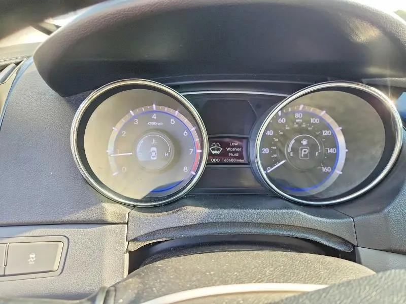 2011 HYUNDAI SONATA LIMITED  