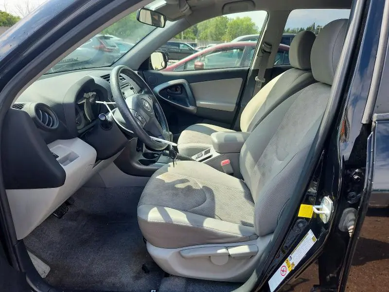 2012 TOYOTA RAV4 BASE  