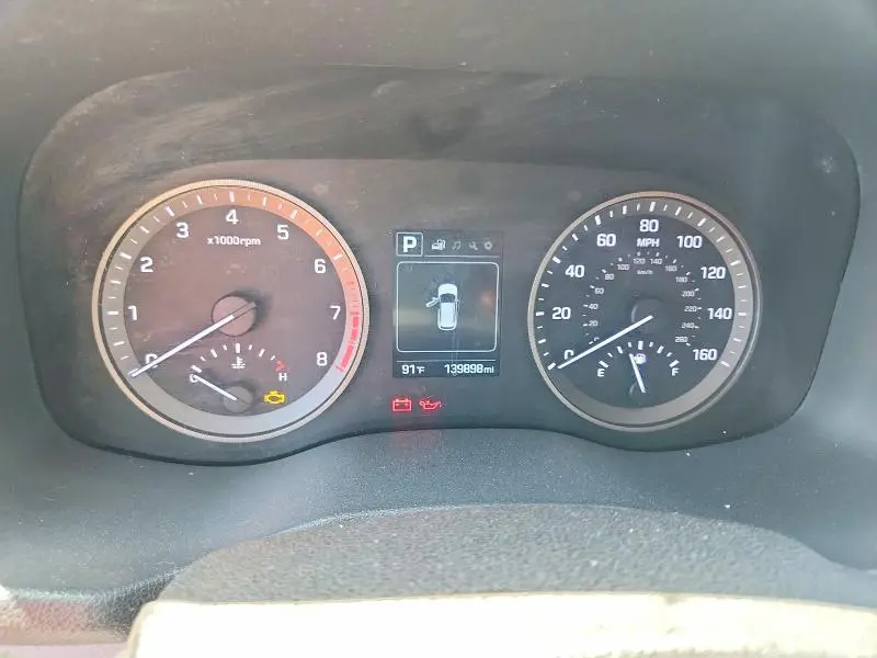 2017 HYUNDAI TUCSON SE  