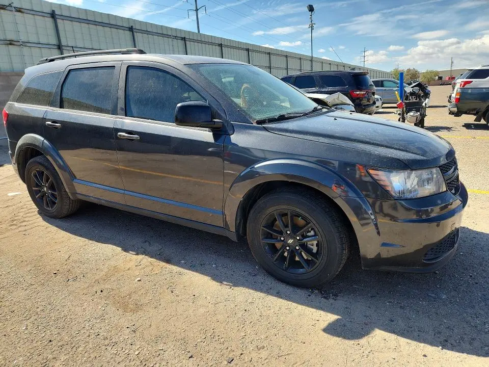 2020 DODGE JOURNEY SE  