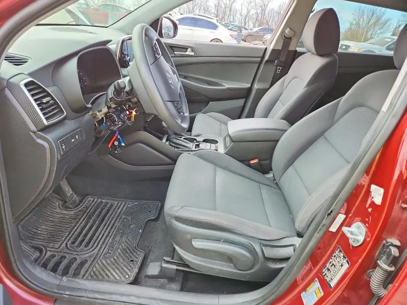 2019 HYUNDAI TUCSON SE  