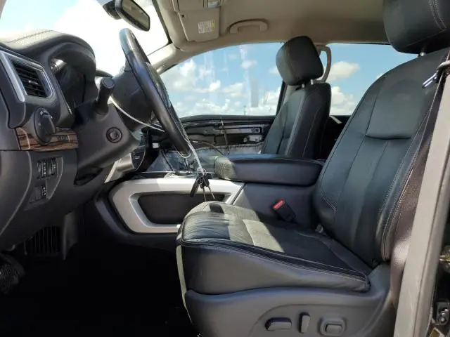 2017 NISSAN TITAN XD SL  
