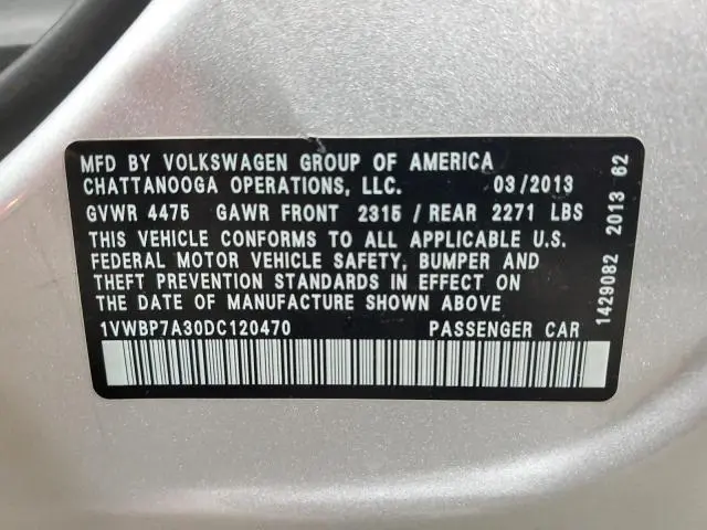 2013 VOLKSWAGEN PASSAT SE