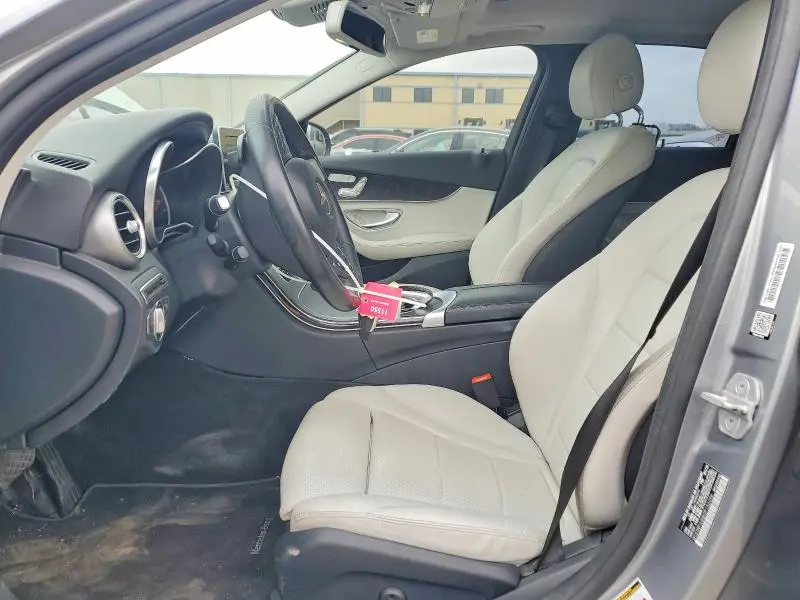 2016 MERCEDES-BENZ C 300  