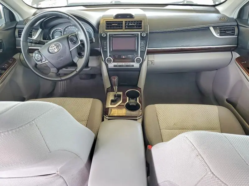 2014 TOYOTA CAMRY XLE  