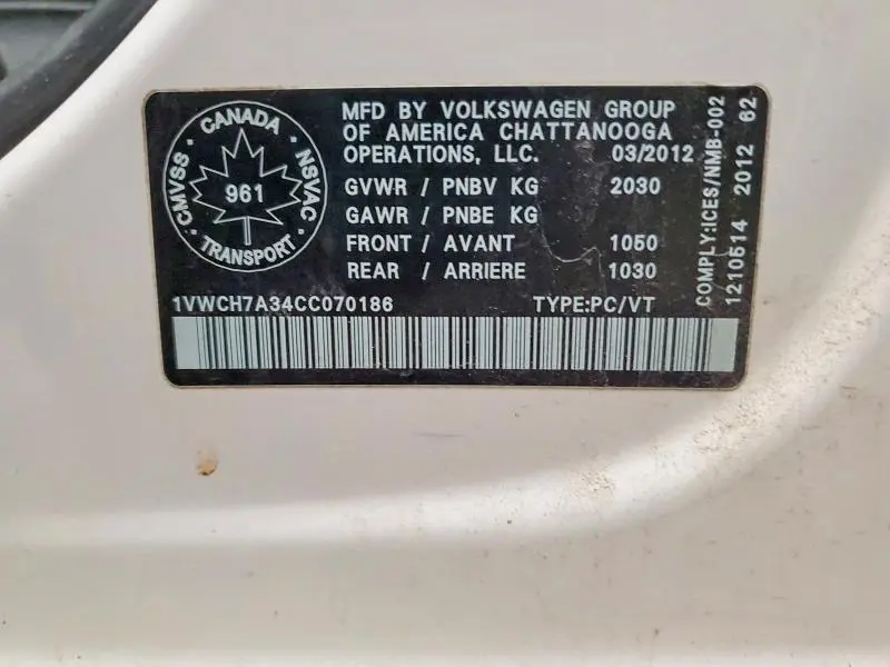 2012 VOLKSWAGEN PASSAT SEL  