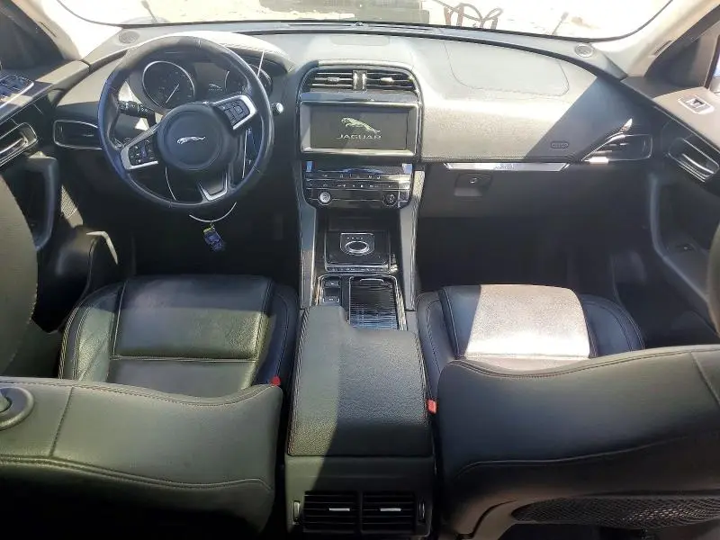2020 JAGUAR F-PACE PRESTIGE  
