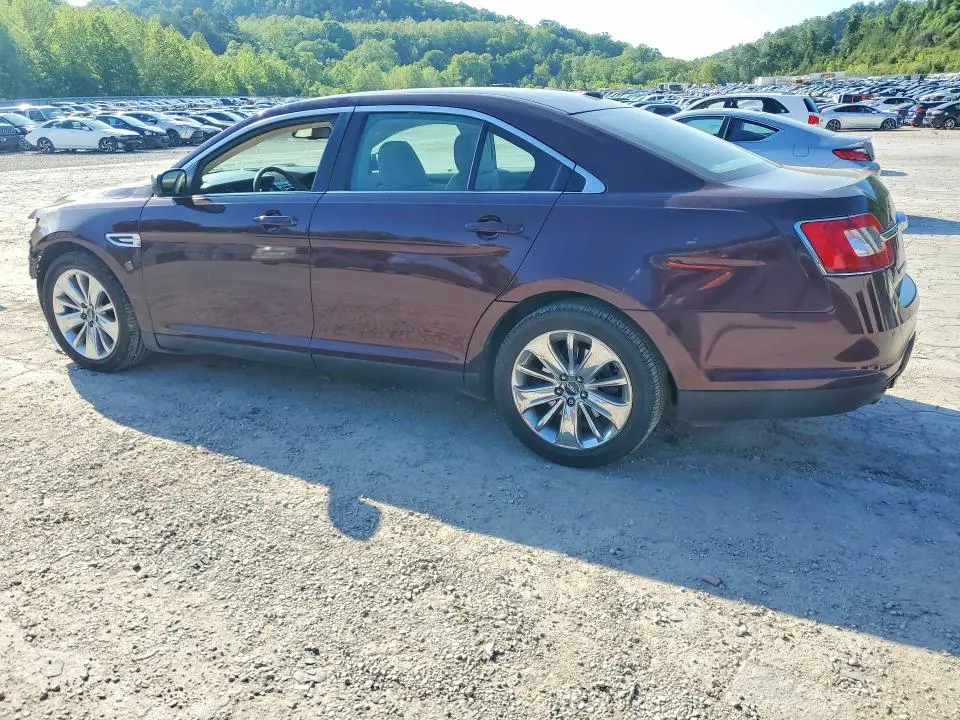2011 FORD TAURUS LIMITED  