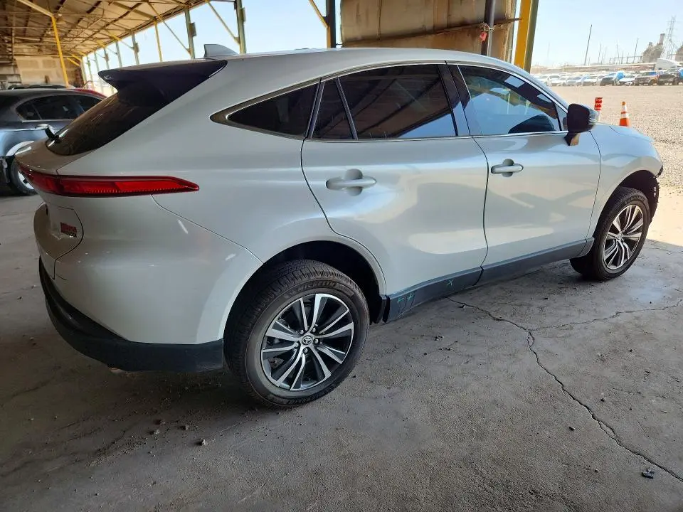 2024 TOYOTA VENZA LE  