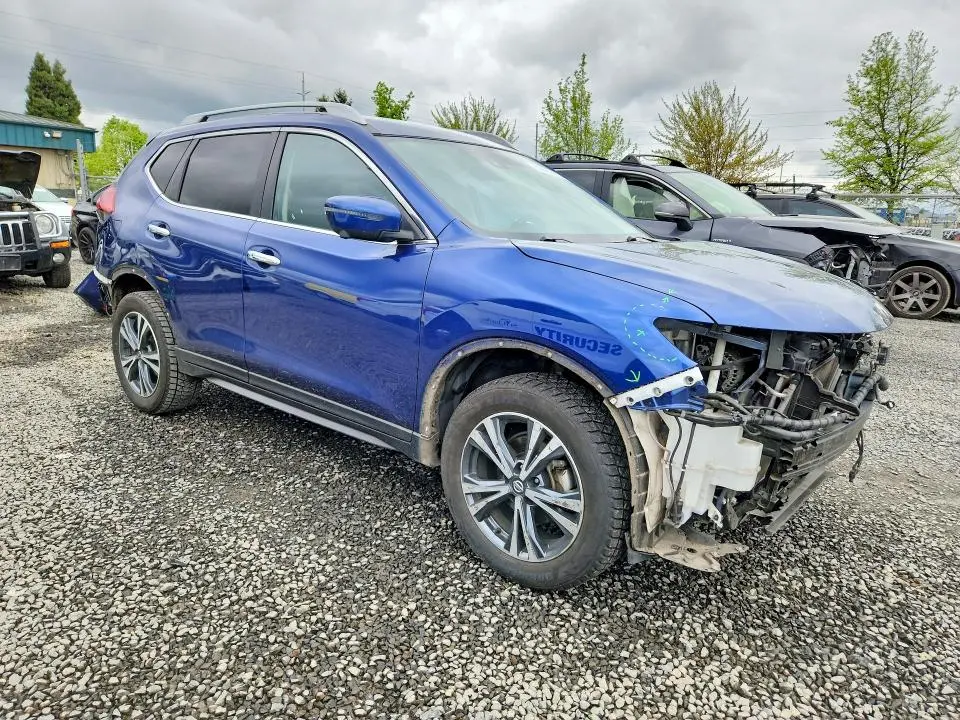 2019 NISSAN ROGUE SV  