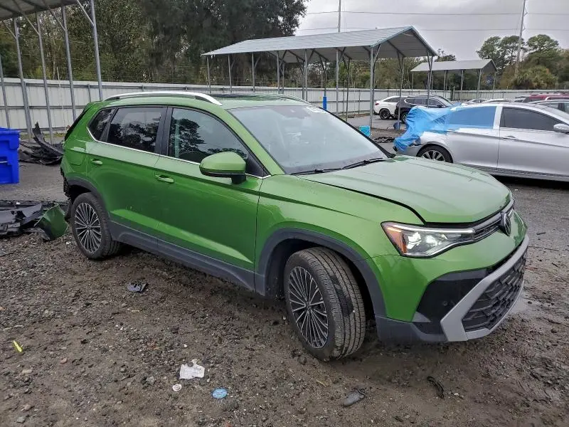 2025 VOLKSWAGEN TAOS SE  