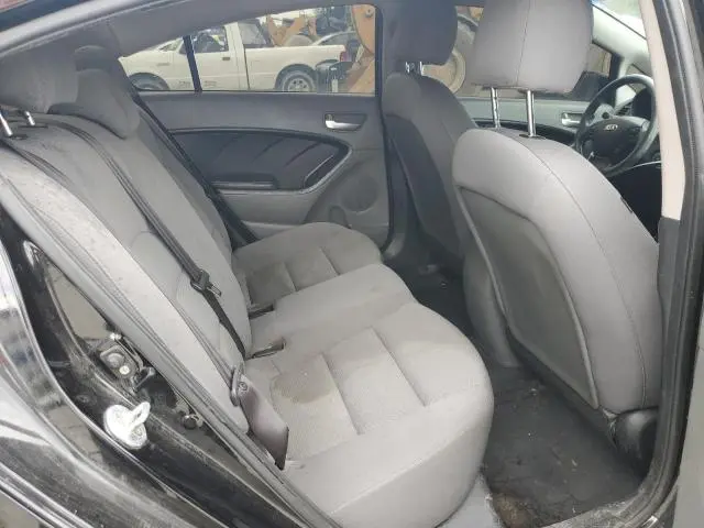 2017 KIA FORTE LX  