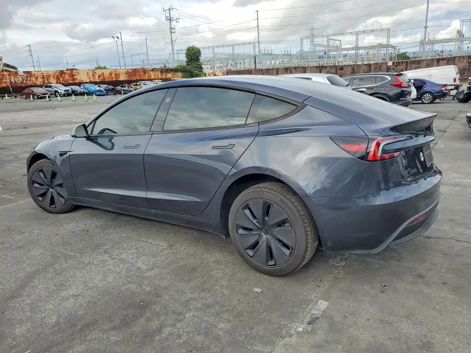 2025 TESLA MODEL 3   