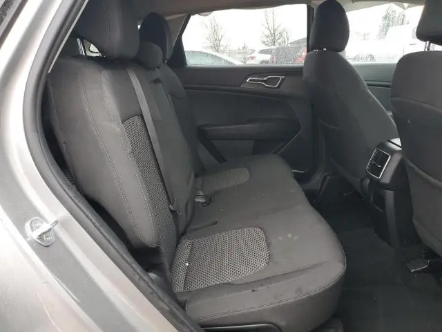 2023 KIA SPORTAGE LX  