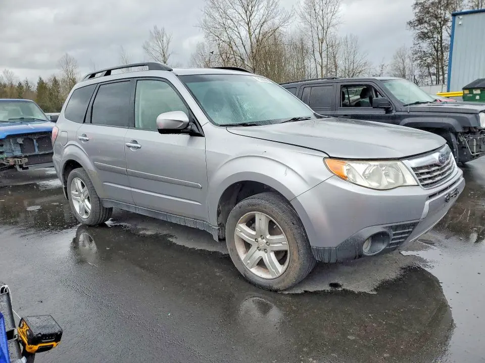 2010 SUBARU FORESTER 2.5X LIMITED  