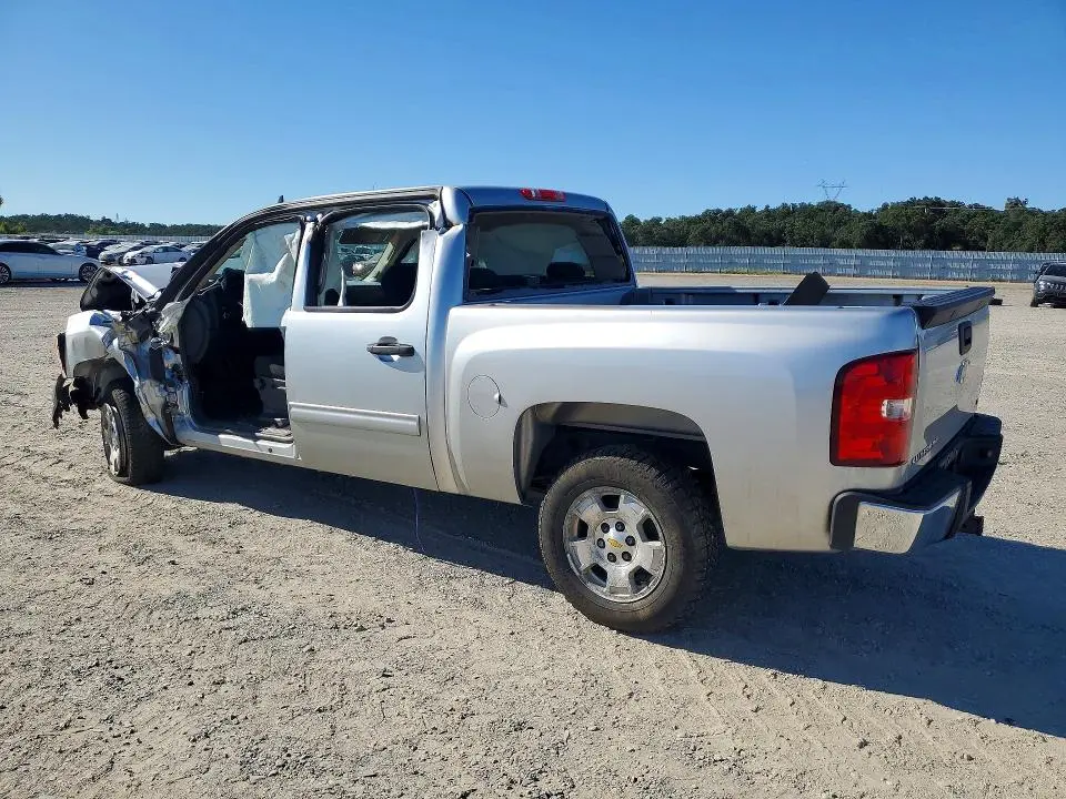 2011 CHEVROLET SILVERADO C1500 LT  