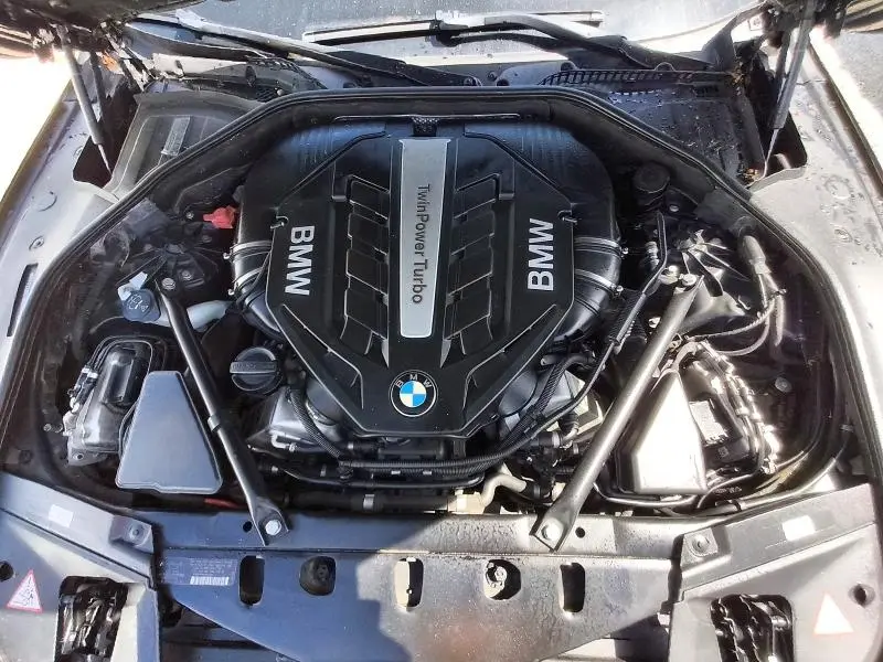 2013 BMW 750 I  