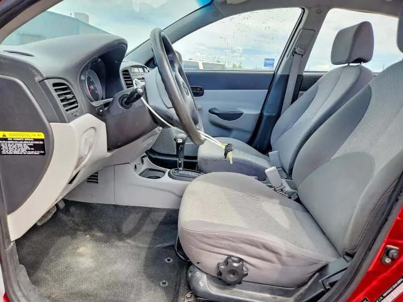 2011 HYUNDAI ACCENT GLS  