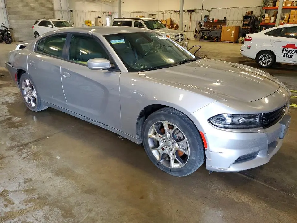 2016 DODGE CHARGER SXT  