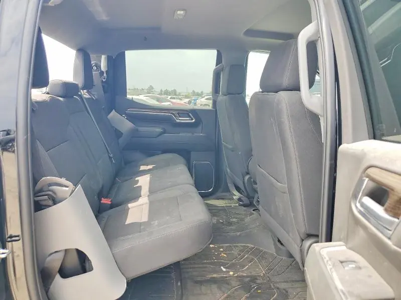 2024 CHEVROLET SILVERADO C1500 RST  