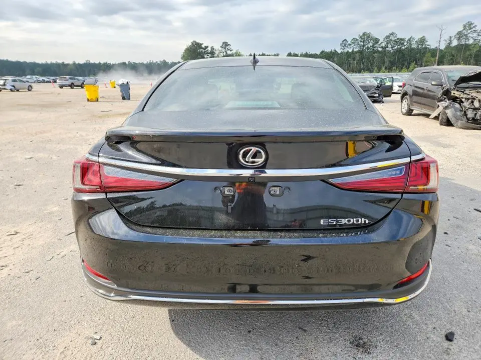2025 LEXUS ES 300H BASE  