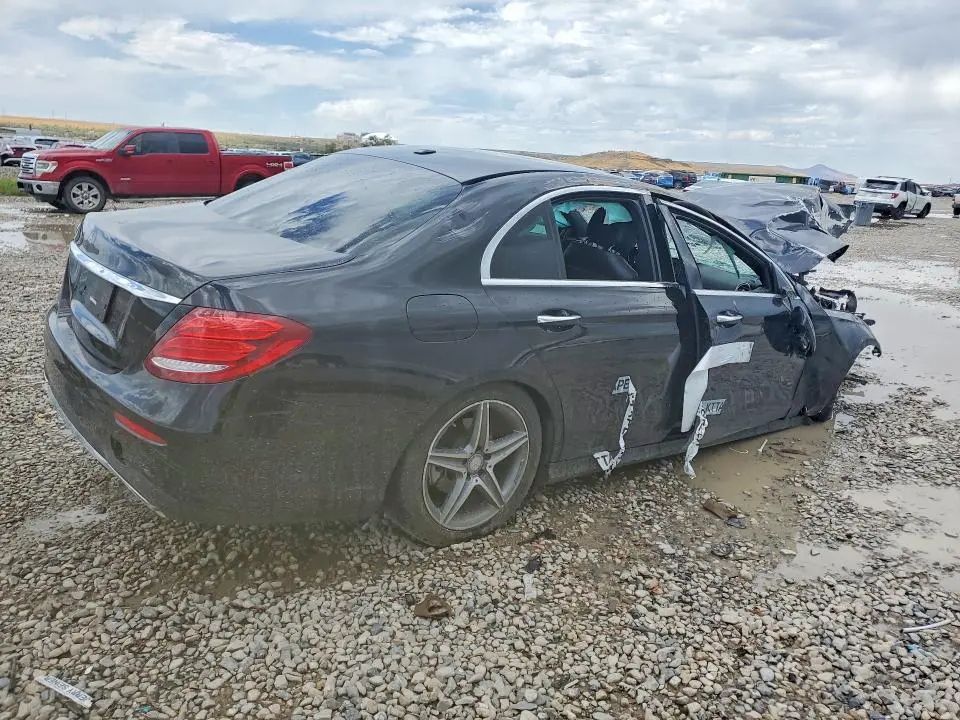 2017 MERCEDES-BENZ E 300  