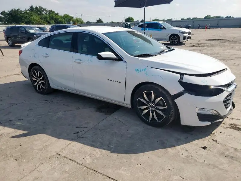 2021 CHEVROLET MALIBU RS  