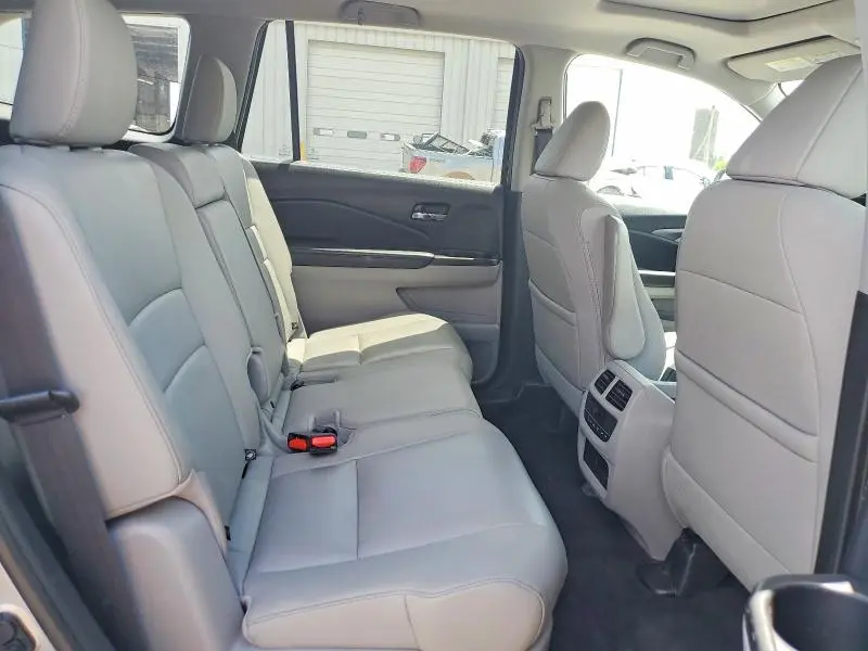 2016 HONDA PILOT EXLN  