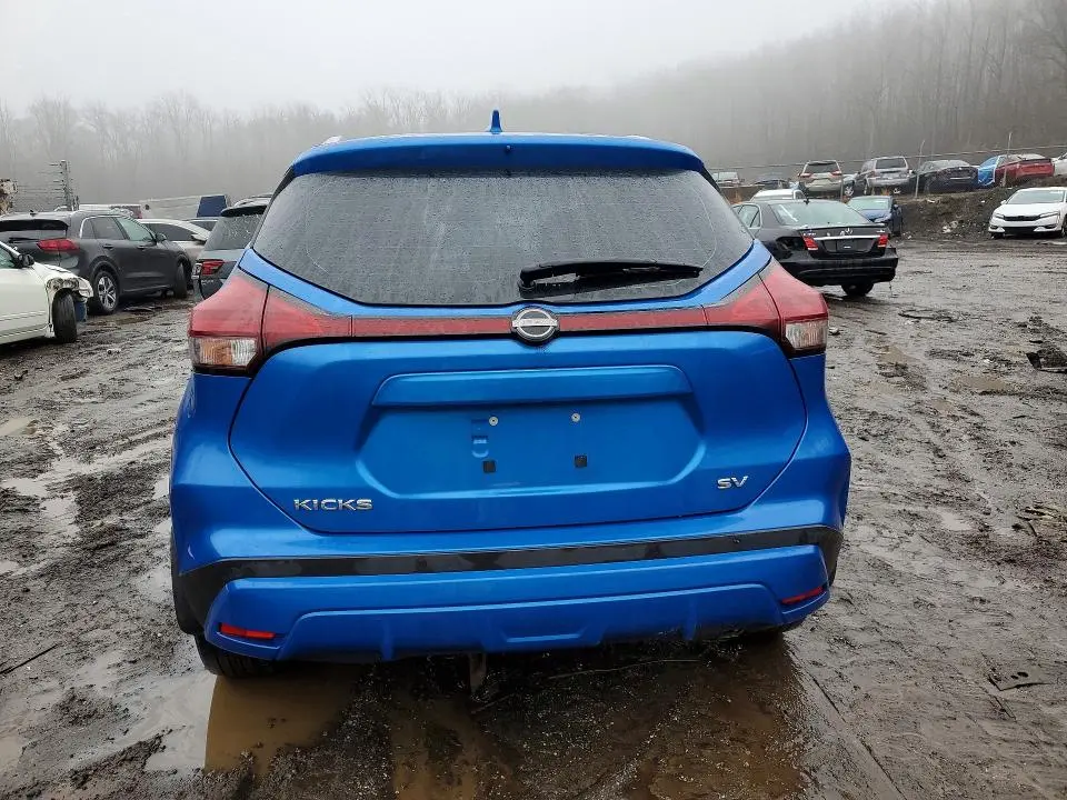 2023 NISSAN KICKS SV  