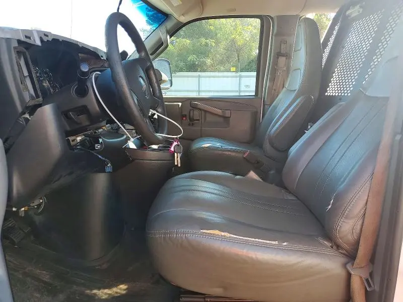 2020 GMC SAVANA G3500 LS  