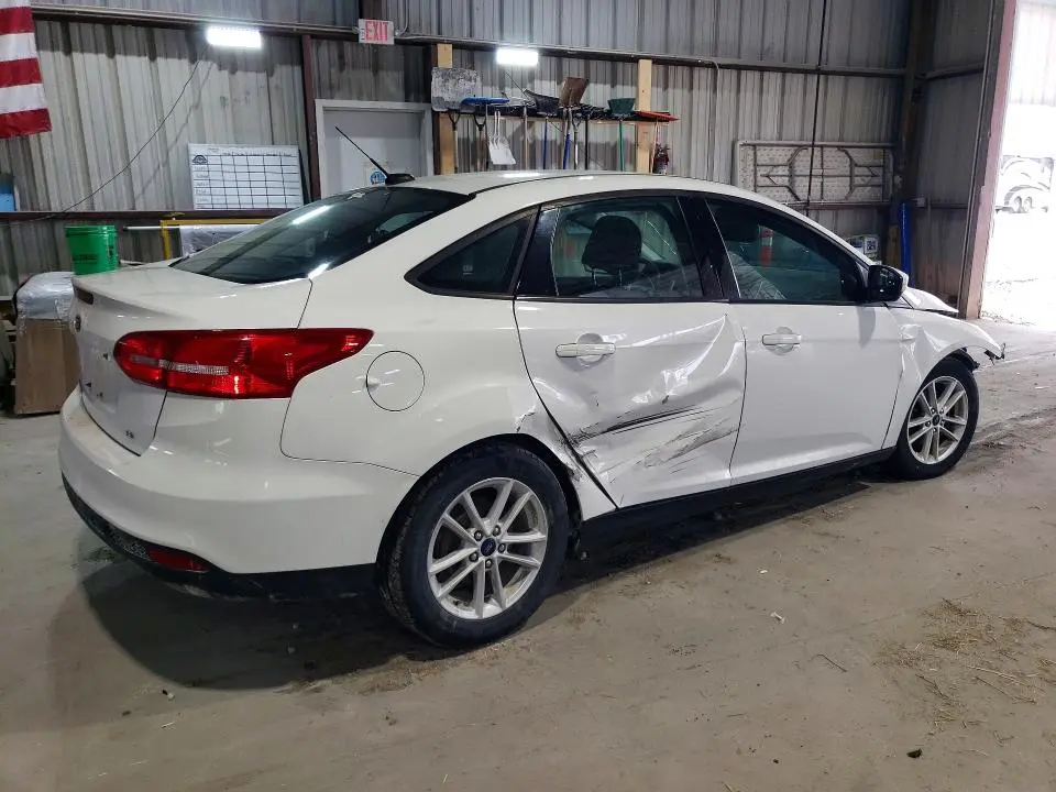 2017 FORD FOCUS SE  